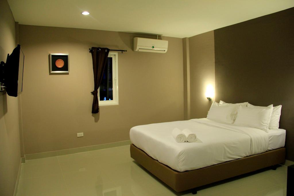 Shooters Guesthouse Pattaya Exterior foto
