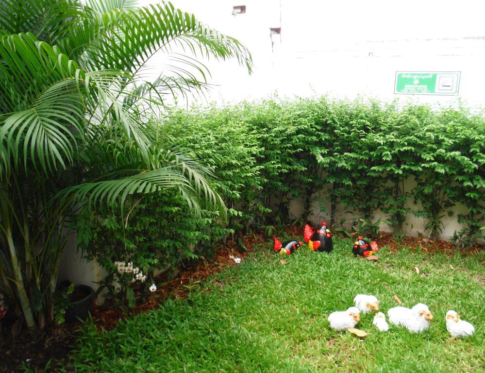 Shooters Guesthouse Pattaya Exterior foto
